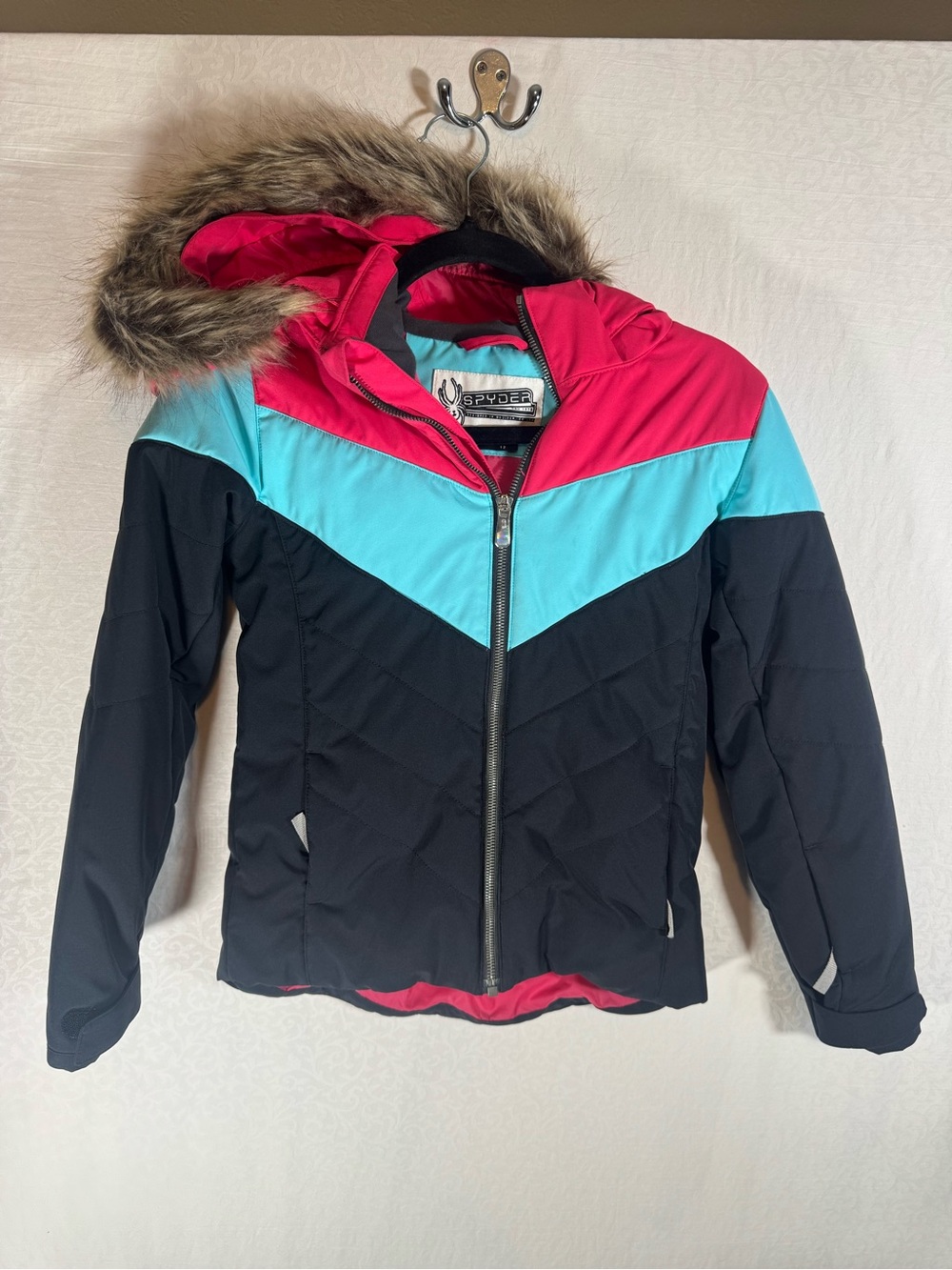 Spyder Girls 12 Ski Jacket Black Pink Turquoise Faux Fur Hood Winter Coat